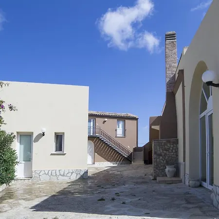 Residence Casale Verderame Апарт-отель 3*